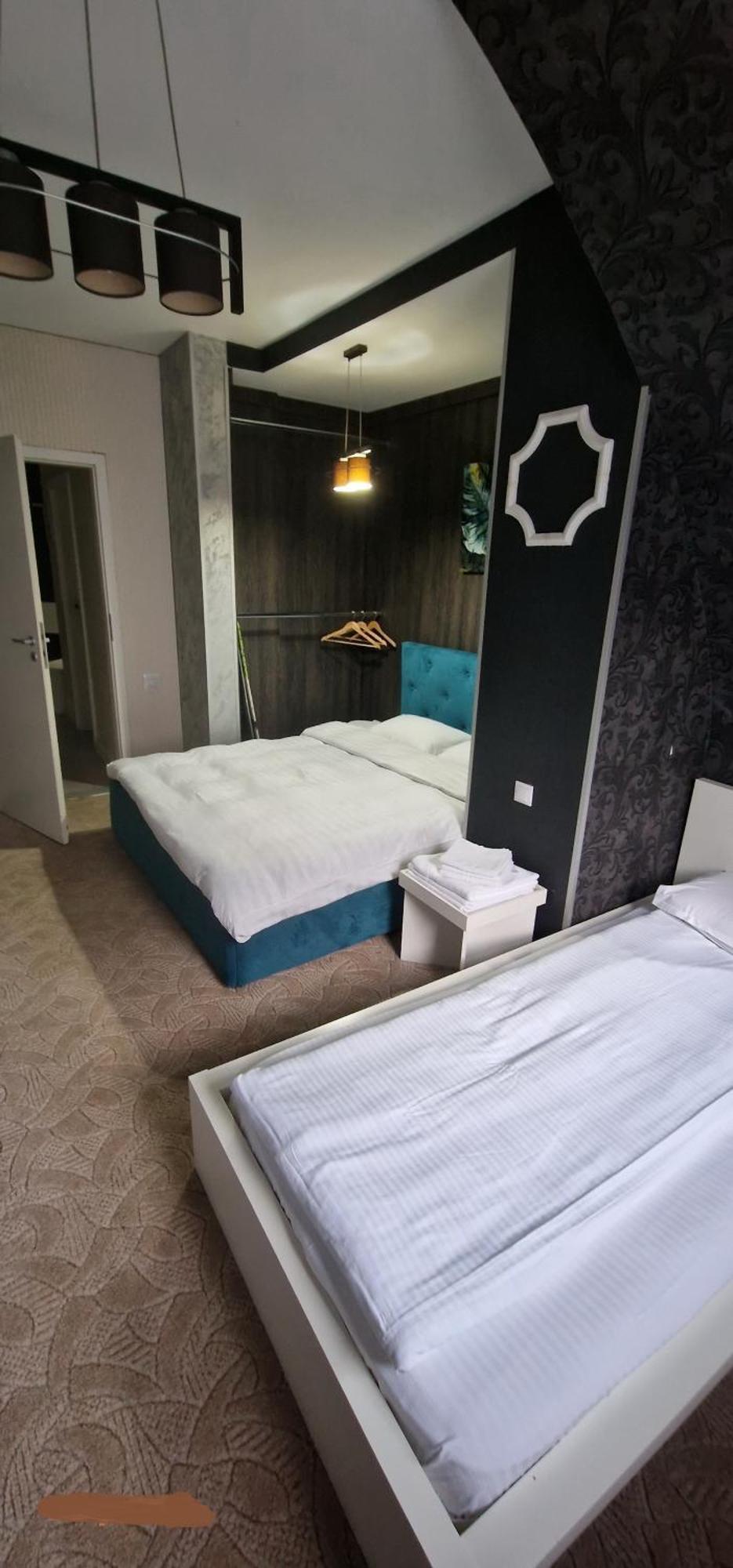 Hotel Jolie Apartments 加拉茨 外观 照片