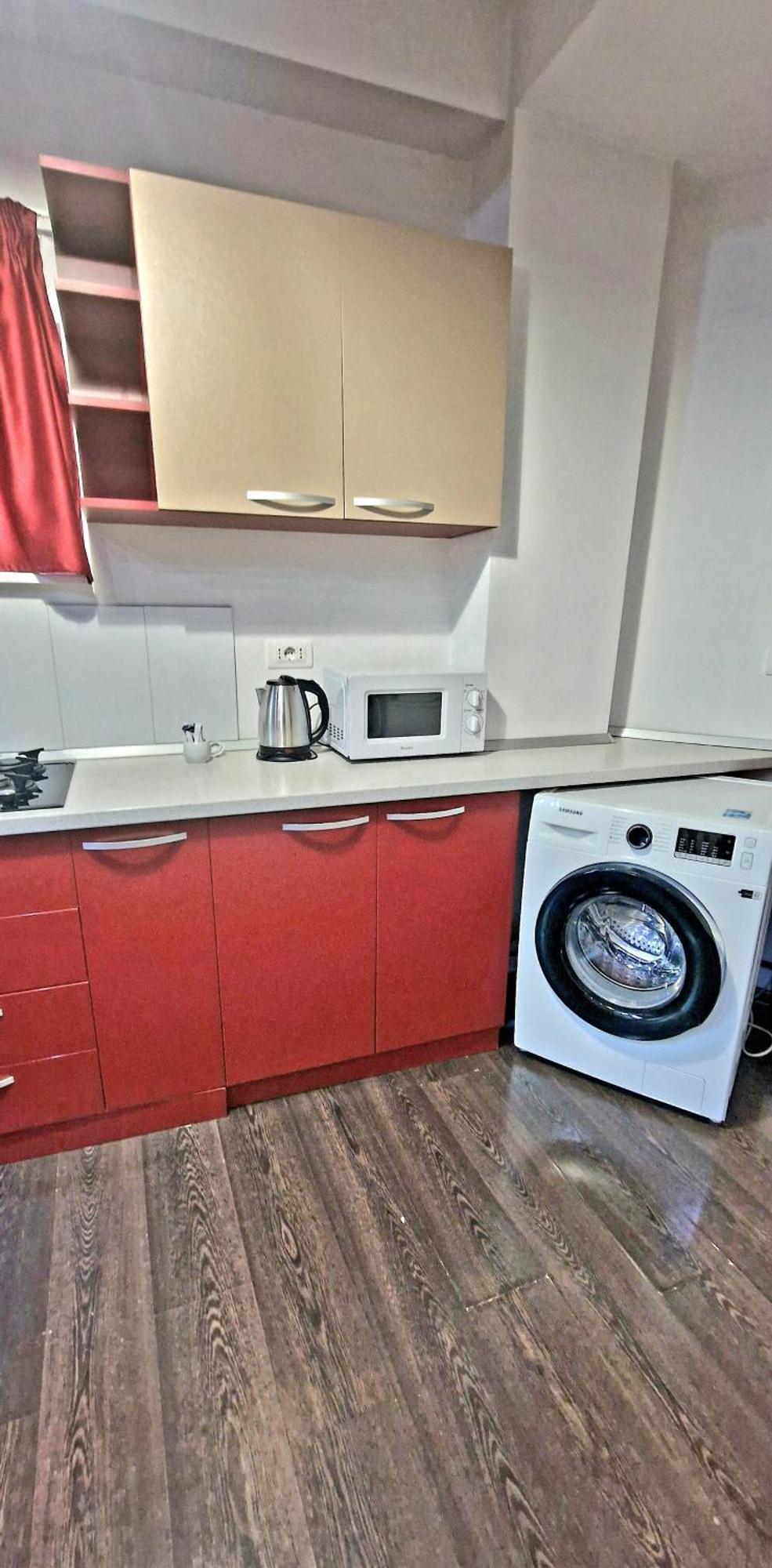 Hotel Jolie Apartments 加拉茨 外观 照片