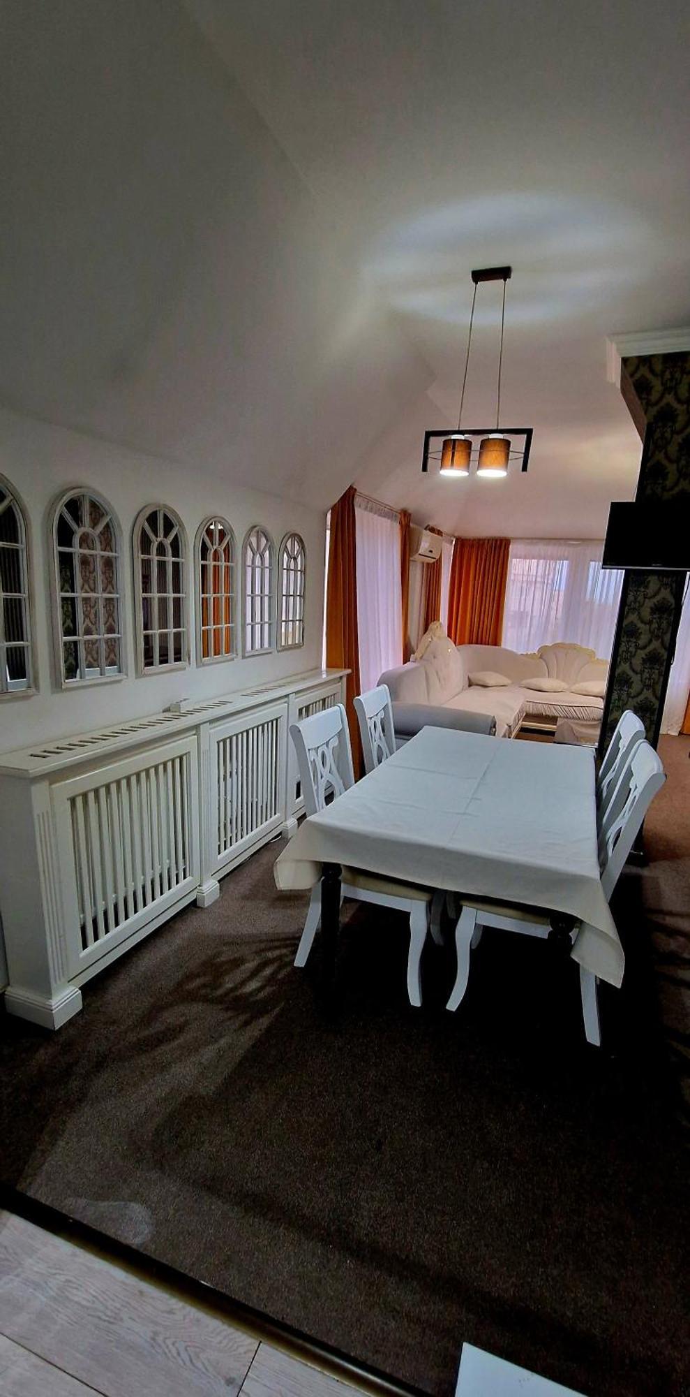 Hotel Jolie Apartments 加拉茨 外观 照片