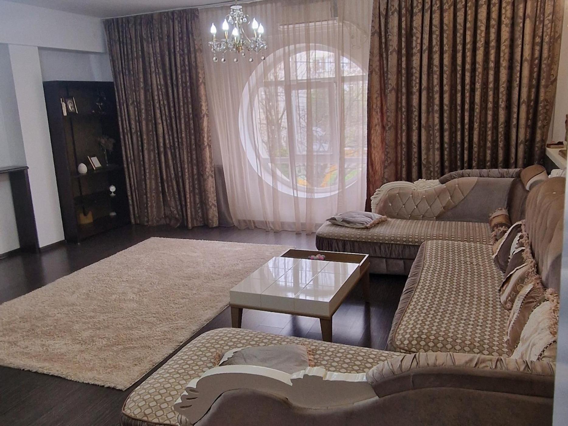 Hotel Jolie Apartments 加拉茨 外观 照片